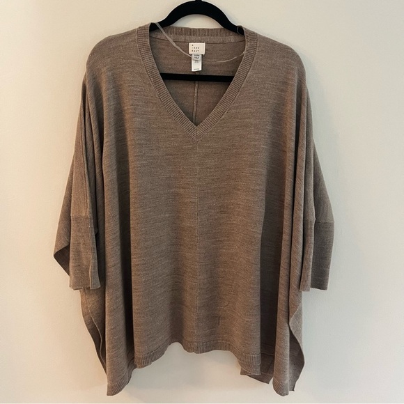 A New Day Tan Oversized V-Neck Sweater Poncho One Size - Picture 3 of 7
